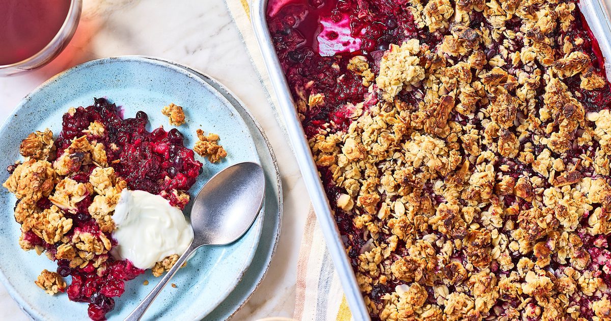 Jammy Berry Granola Crisp
