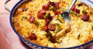 Milho creme, gratinado de milho, feijão e chouriço