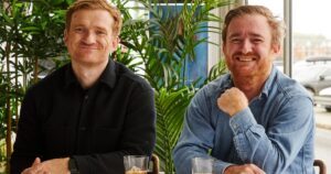 Junte -se a nós para um jantar especial de boa comida com Jack & Charlie Stein