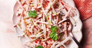 Salada Mooli & Cenoura com receita de molho de caju zaly