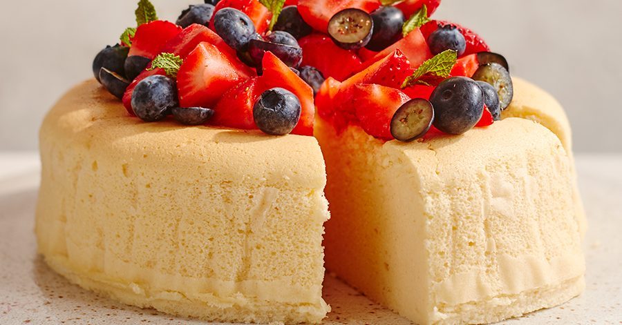 Cheesecake japonês jiggly yuzu (chizu keki)