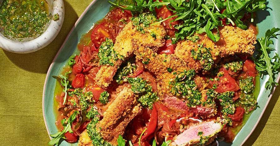 Cordeiro milaneses com receita de marinara ao curry