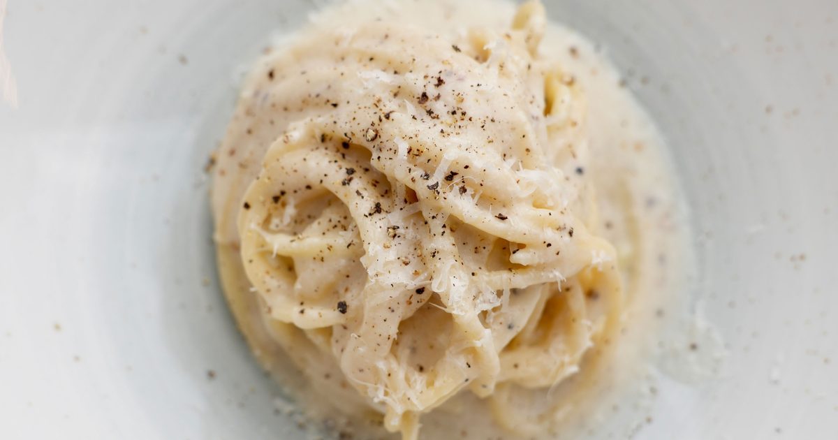 Spaghetti Cacio e Pepe autêntico